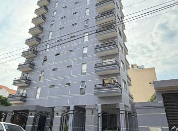 Departamento de 3 ambientes, Lanús · En Venta Depto 3 Amb Semipiso con 2 Baños, Balcon y Cochera en Lanus