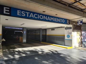 Garage , Almagro · Cochera a Media Cuadra del Hospital Italiano