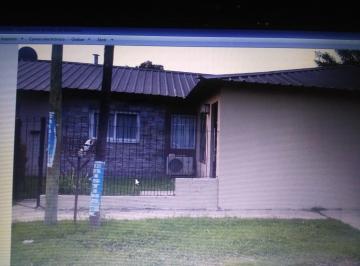 Casa de 4 ambientes, Marcos Paz · Casa Sobre Lote Propio en Castelar