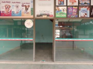 Local comercial , Mar de Ajó · Local en Alquiler Comercial - Carreras N° 1206 - Mar de Ajo - Ac51