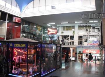 Local comercial de 1 ambiente, San Isidro · Local en Galería Belgrano, Planta Baja y Entretecho. 30 m² Cub. Gran Visibilidad