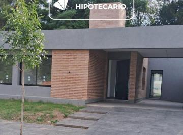 Casa · 149m² · 4 Ambientes · Casa en Venta en Jardín de Las Tejas, 2 Dorm., 2 Baños. a Estrenar!