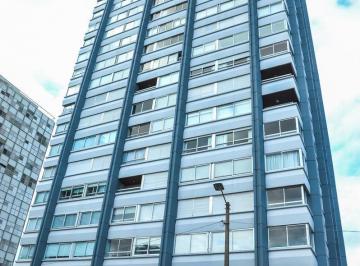 Departamento · 80m² · 3 Ambientes · 1 Cochera · Departamento en 19 y 24 Punta del Este