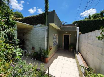 Departamento · 75m² · 3 Ambientes · PH Alberti 791 - Ituzaingó Norte