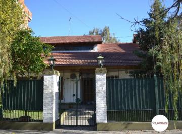 Terreno · 325m² · 6 Ambientes · 2 Cocheras · Venta Terreno de 555 m² en Monte Grande - Sup. Vendible: 722 m² y 20 Cocheras