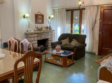 Casa · 177m² · 4 Ambientes · 2 Cocheras · Casa en Punta Mogotes