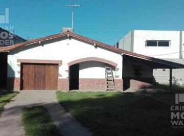 Casa · 160m² · 3 Ambientes · Excelente Oportunidad Comercial a m de Panamericana y Ruta 26