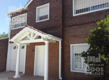 Casa · 165m² · 6 Ambientes · 3 Cocheras · Casa en Venta - Ingeniero Maschwitz.