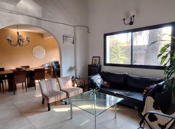 Living · Casa en Venta - Ingeniero Maschwitz.