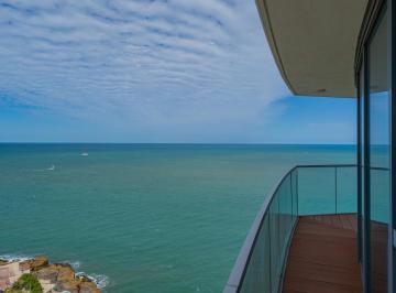 Departamento · 247m² · 4 Ambientes · Exclusivo Semipiso con Vistas Al Mar y a Playa Chica.