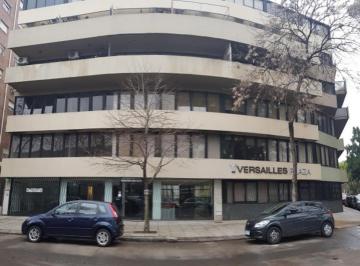 Departamento de 2 ambientes, Velez Sarsfield · Departamento de 2 Ambientes y Medio en El Complejo "Versallies Plaza"