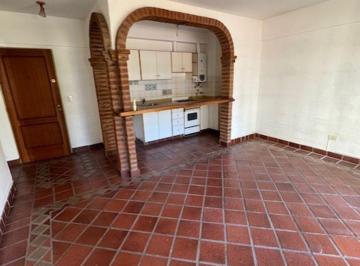 Departamento de 2 ambientes, Palermo · Las Cañitas - Alquiler - R. de Eslovenia 1860 - 2 Ambientes C/balcón