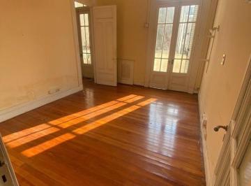 Departamento · 260m² · 5 Ambientes · Piso 4 Dorm. con Balcon y Terraza