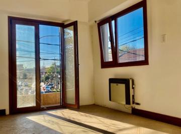 Departamento · 52m² · 3 Ambientes · Departamento a La Venta en Barrio Parque Calchaquí.