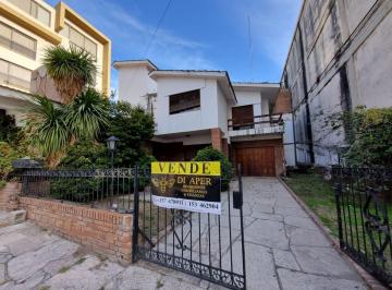 Casa de 6 ambientes, Villa Carlos Paz · Se Vende Casa en Centro de Carlos Paz Apto Uso Comercial y Desarrollo