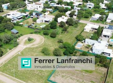 Terreno · 700m² · 1 Ambiente · Venta Lote Bela Vista