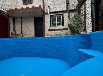 Casa de 5 ambientes, Guaymallén · Casa Dividida. en 3 Deptos Mas Dos Locales.
