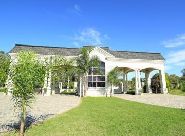 Terreno · 820m² · Lote en Venta en Chateau Pilar