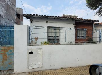 Casa en Venta de 4 ambientes Quilmes Oeste · Venta Casa con Lote Propio Cercano 12 de Octubre y Calchaquí