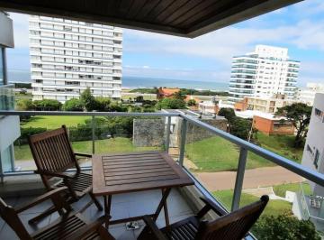 Departamento · 88m² · 3 Ambientes · 1 Cochera · Departamento en Playa Brava