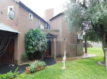 Quinta vacacional · 200m² · 4 Ambientes · 4 Cocheras · Casa Quinta en Venta en Villa Zapiola (Paso del Rey), Moreno, G. B. a. Zona Oeste
