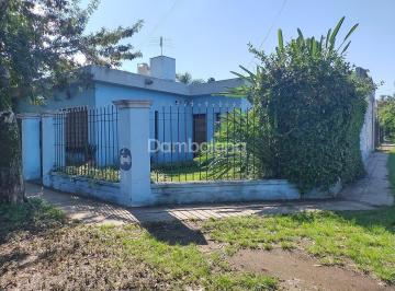 Casa · 120m² · 4 Ambientes · 6 Cocheras · Casa en Venta en Libertad, Merlo, G. B. a. Zona Oeste