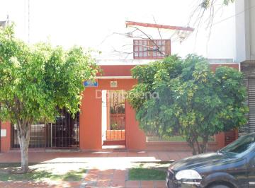 Casa · 132m² · 4 Ambientes · Casa en Venta en Merlo