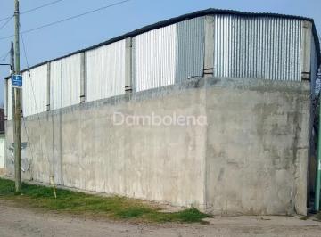 Bodega-Galpón · 200m² · Depósito Galpón en Venta o Permuta Ubicado en Merlo, Merlo