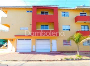 Casa · 126m² · 3 Ambientes · 1 Cochera · Casa en Venta o Permuta Ubicado en Pablo Podestá, Tres de Febrero