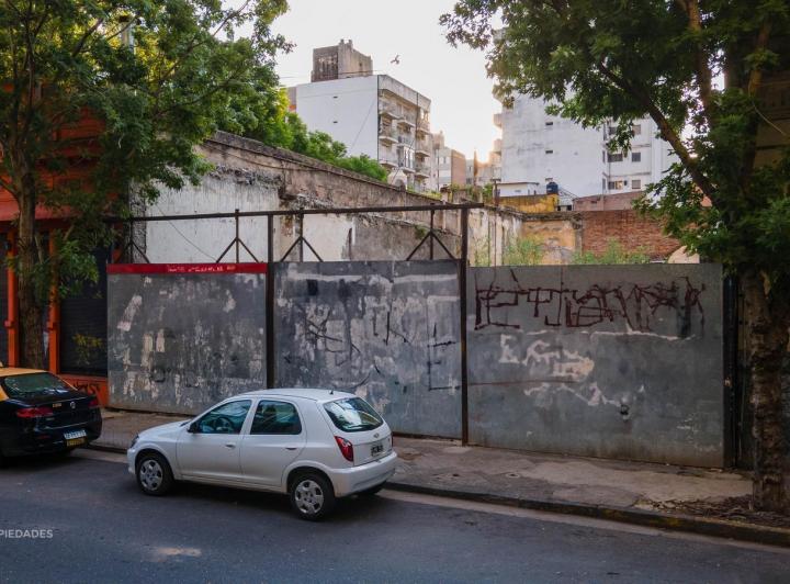 Terreno · 406m²