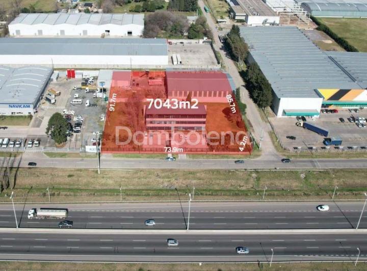 Terreno · 7043m²