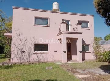 Casa de 5 ambientes, Moreno · Casa en Venta en Francisco Álvarez, Moreno, G. B. a. Zona Oeste
