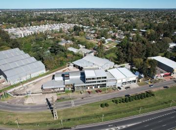 Depósito · 4136m² · Oficina en Venta Moreno