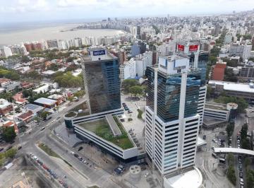 Oficina comercial · 358m² · 5 Cocheras · Oficina Alquiler en World Trade Center - Wtc Torre 4 Semipiso