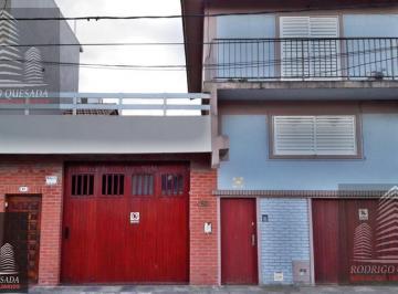 Casa · 150m² · 4 Ambientes · 2 Cocheras · Casa en Costa Azul