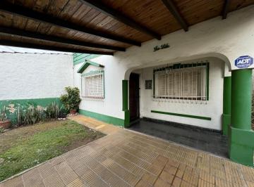 Casa · 90m² · 3 Ambientes · 1 Cochera · Casa en Claypole