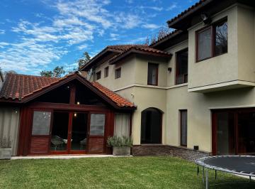Casa de 7 ambientes, Berazategui · Venta Casa 6 Ambientes El Carmen Hudosn Pileta