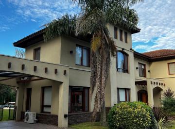 Casa de 7 ambientes, Berazategui · Venta Casa 6 Ambientes El Carmen Hudosn Pileta