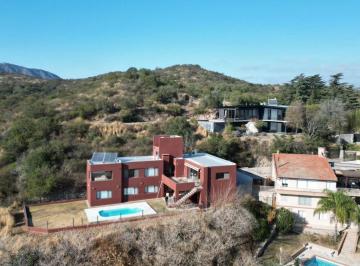 Casa de 8 ambientes, Villa Carlos Paz · Vendo Espectacular Casa Villa Carlos Paz