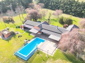 Casa · 190m² · Casa en El Club de Campo Chacras de Olivia - Zarate