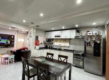 Casa · 102m² · 3 Ambientes · 2 Cocheras · Venta Casa 3 Ambientes Quilmes