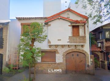 Departamento · 148m² · Excelente Oportunidad Comercial en Casa a Demoler en Zona Macrocentro