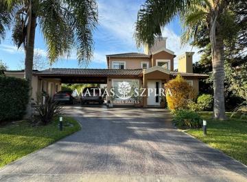 MSB-MS3-7332_2 · Casa en Venta en Club de Campo San Patricio