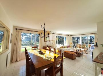 Foto1 · Apartamento 3 Dorm. Primera Linea, Playa Brava - Pinares de La Barra - Ref: Pbi13791