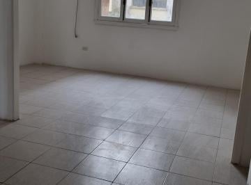 PH de 3 ambientes, Villa del Parque · Cómodo PH, un Piso por Escalera, 70 m, Bajas Exp, Luz y Sol, Impecable!