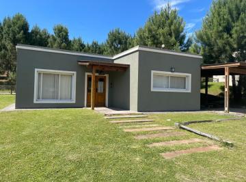 Casa de 4 ambientes, Costa Esmeralda · Deportiva 278 - 3 Dorm C/pileta