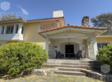 Casa · 723m² · 11 Ambientes · 6 Cocheras · Casa Grande, Casona con Ochocientos m Cubiertos