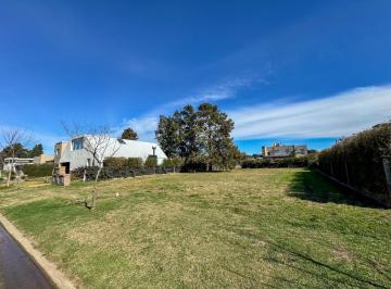 Terreno · 840m² · Terreno 840 m² - Palos Verdes Barrio Privado - Fisherton Rosario | Venta