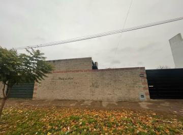 Casa · 178m² · 4 Ambientes · 1 Cochera · Casa en La Plata