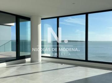 Foto1 · Apartamento en Venta de 3 Dorm. en Primera Linea de Mar, Playa Mansa, Punta del Este